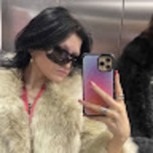 Meet your Posher, Carmen